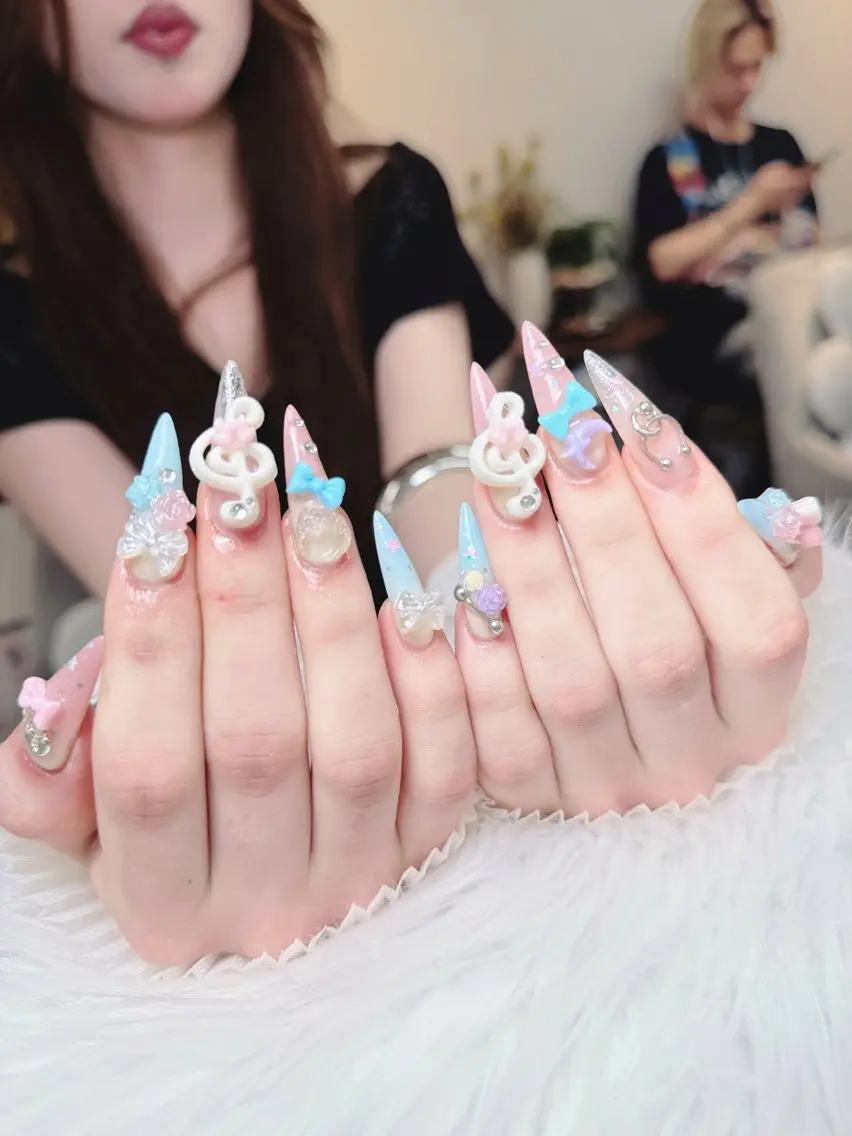 ネイル ハンドネイル Riko Nail 2kのネイルデザイン
