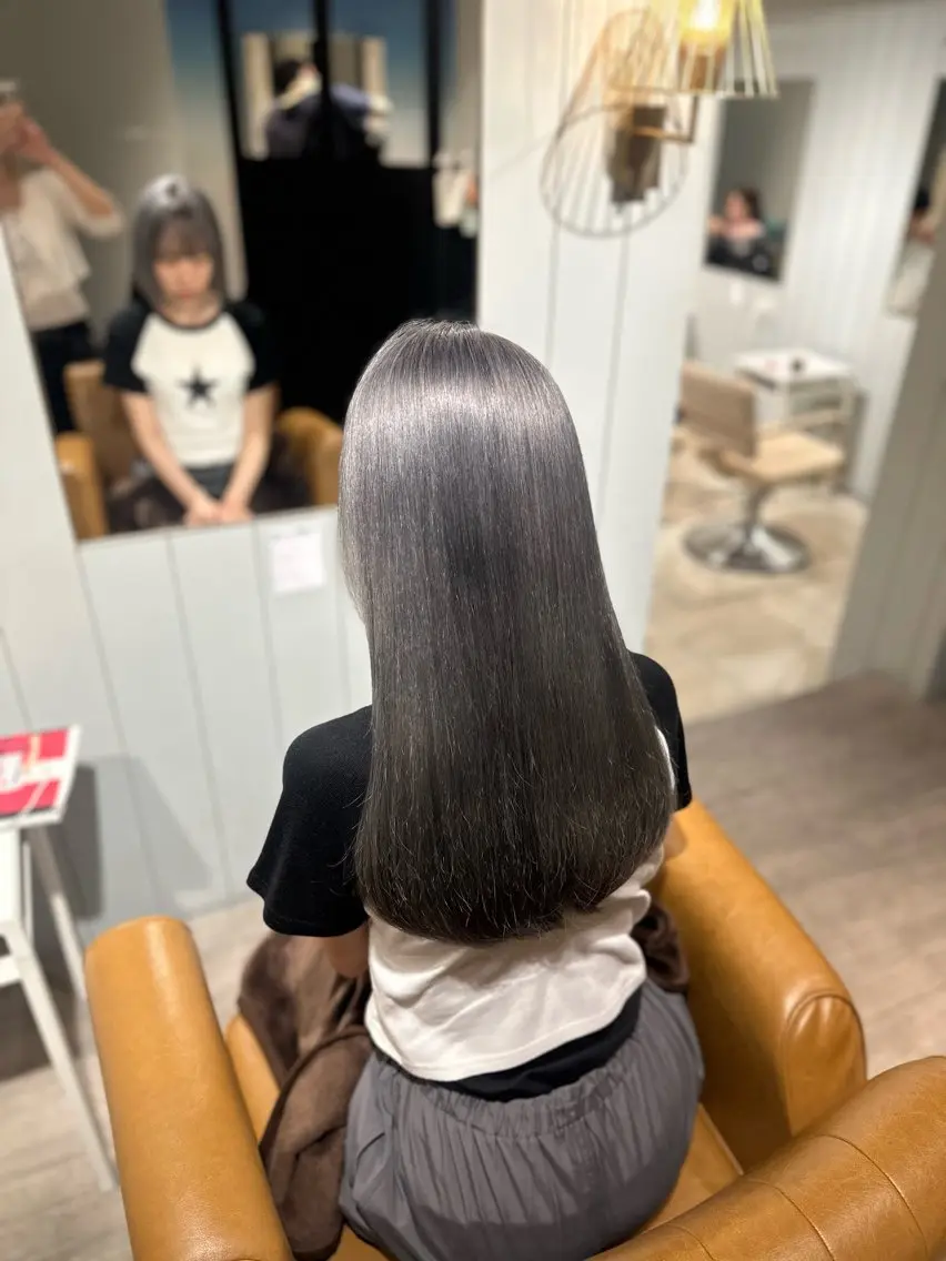 ロング カラー グレージュ ラベンダーカラー ラベンダーグレージュ ラベンダーグレー 韓国ヘア/髪質改善 /natsuki🧸のヘアスタイル