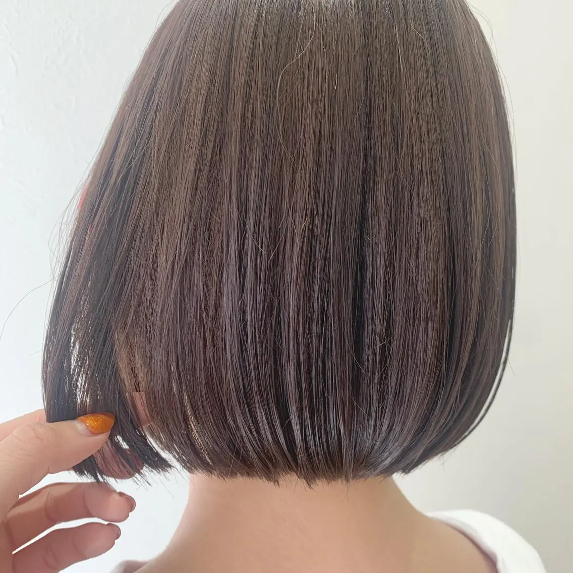 ショート カラー グレージュ ラベンダーカラー ラベンダーグレージュ ラベンダーグレー ボブ hubhair レイヤー/透明感のヘアスタイル
