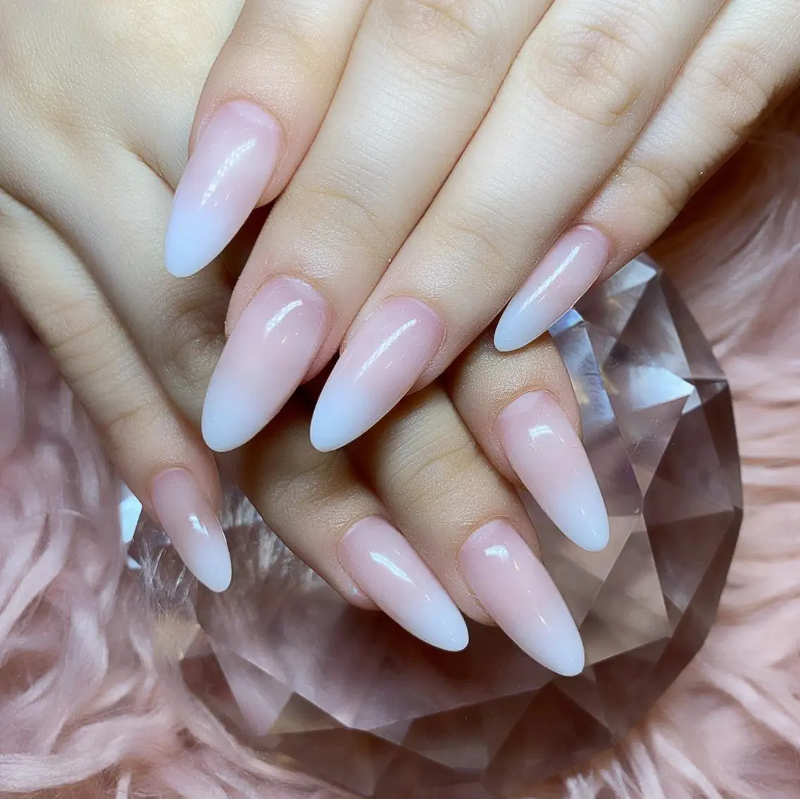 ネイル EMU NAILのネイルデザイン