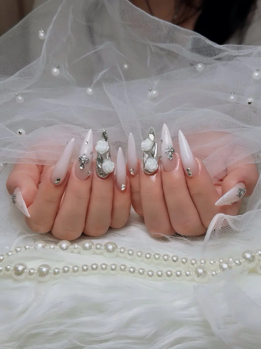 ネイル NEM nailstudioのネイルデザイン