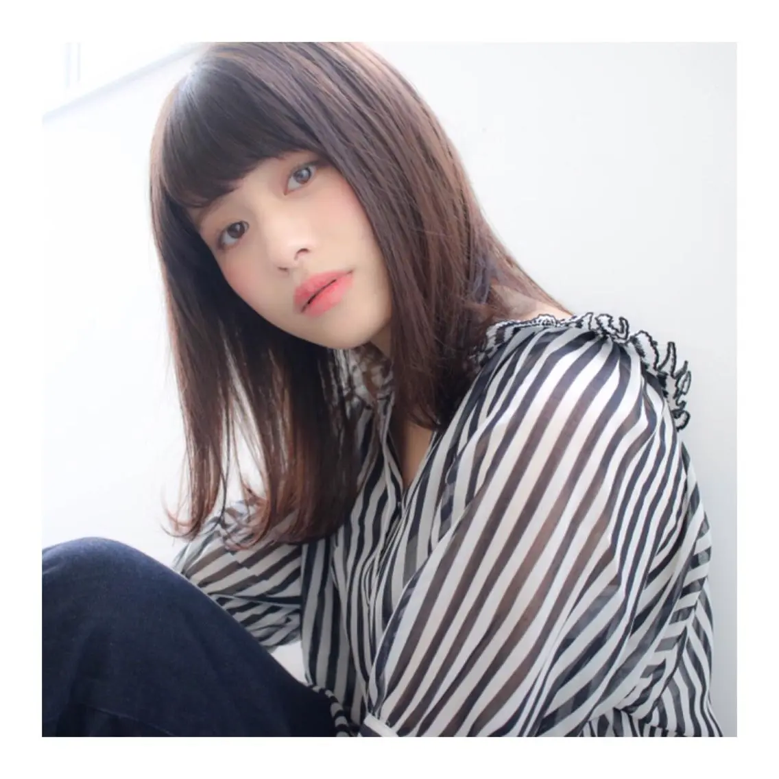 ミディアム カラー ヘアアレンジ ベージュカラー 外ハネヘア レイヤーボブ/ボブ 仲川和人のヘアスタイル
