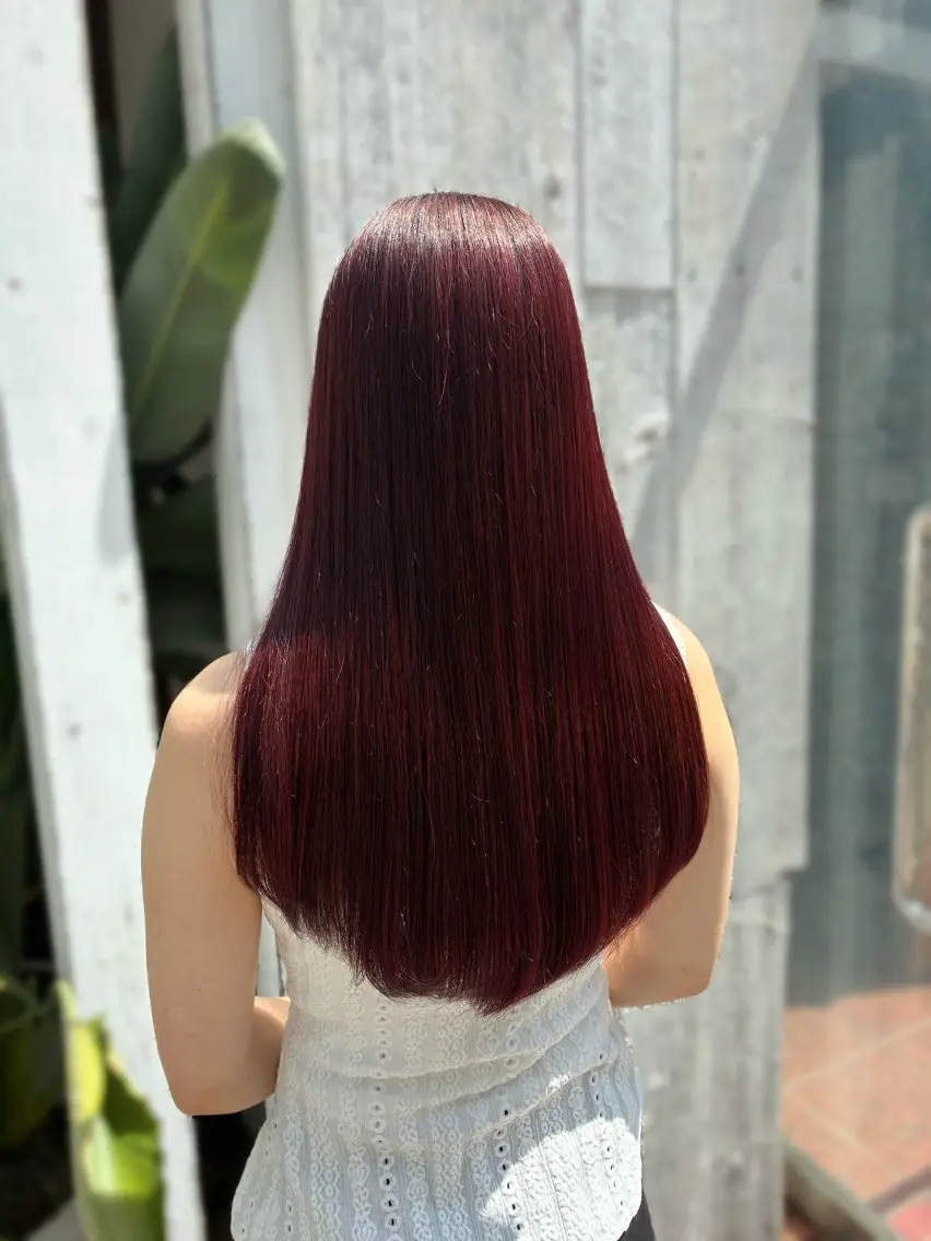 ロング カラー レッドカラー 梅原 姫🍬🐰のヘアスタイル