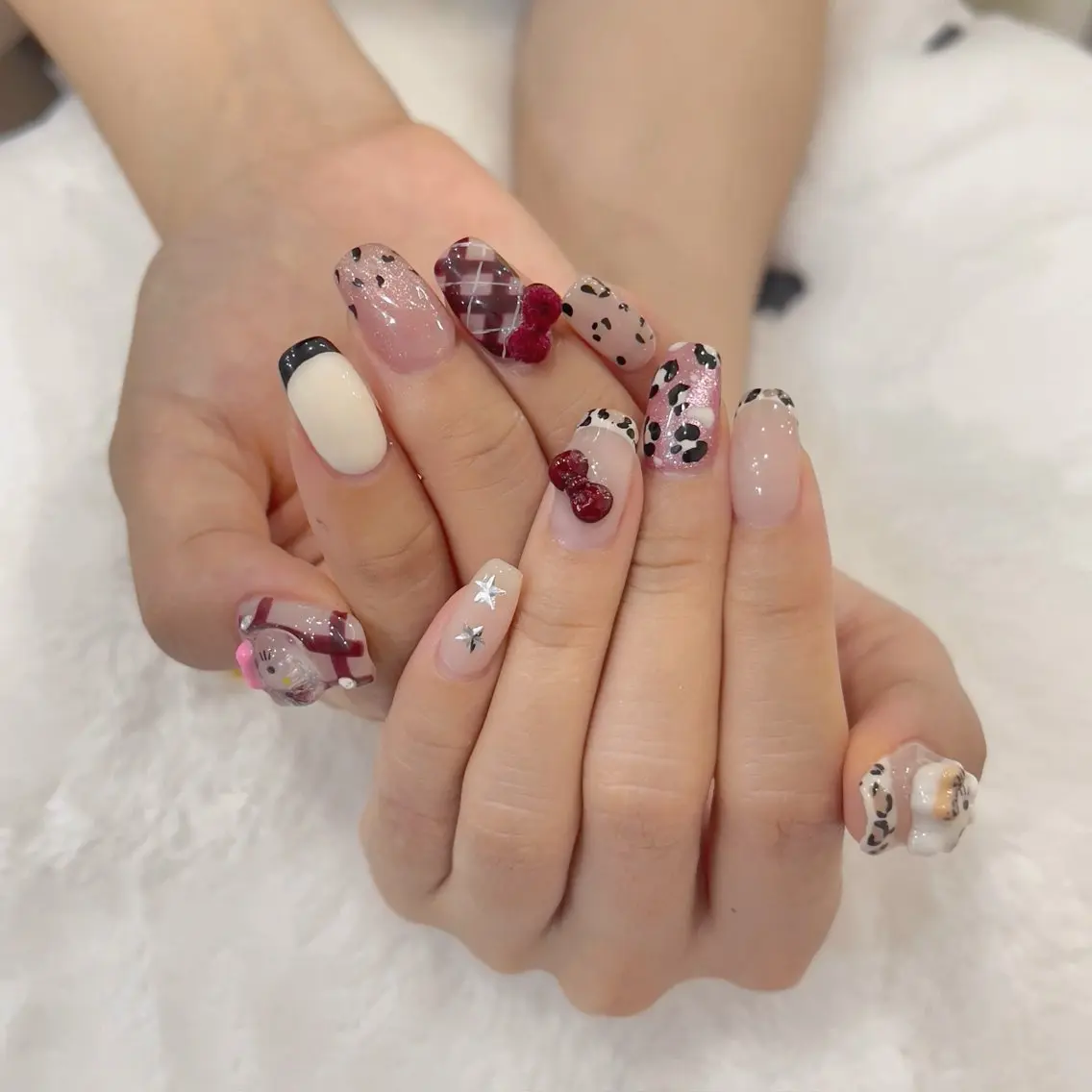 ネイル アートネイル 長さ出し フレンチネイル ジェルネイル グラデーション ハンドネイル NAILS BAR SHINJUKUのネイルデザイン