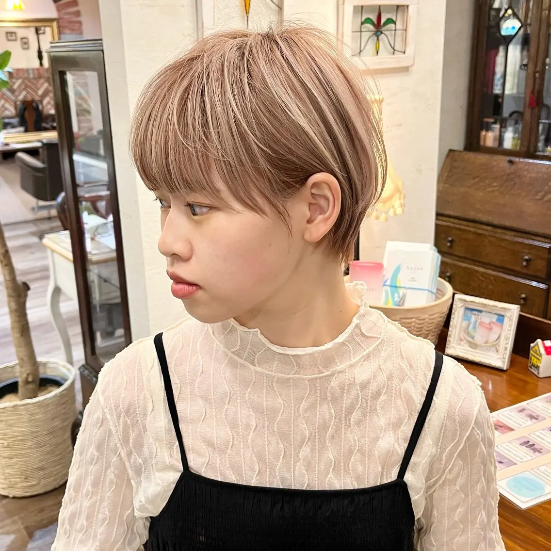 カット＋インナーカラー＋オンカラー＋トリートメントの写真