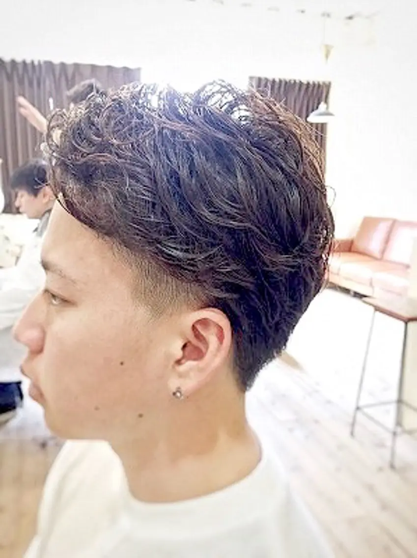 ショート パーマ メンズ nest  のヘアスタイル