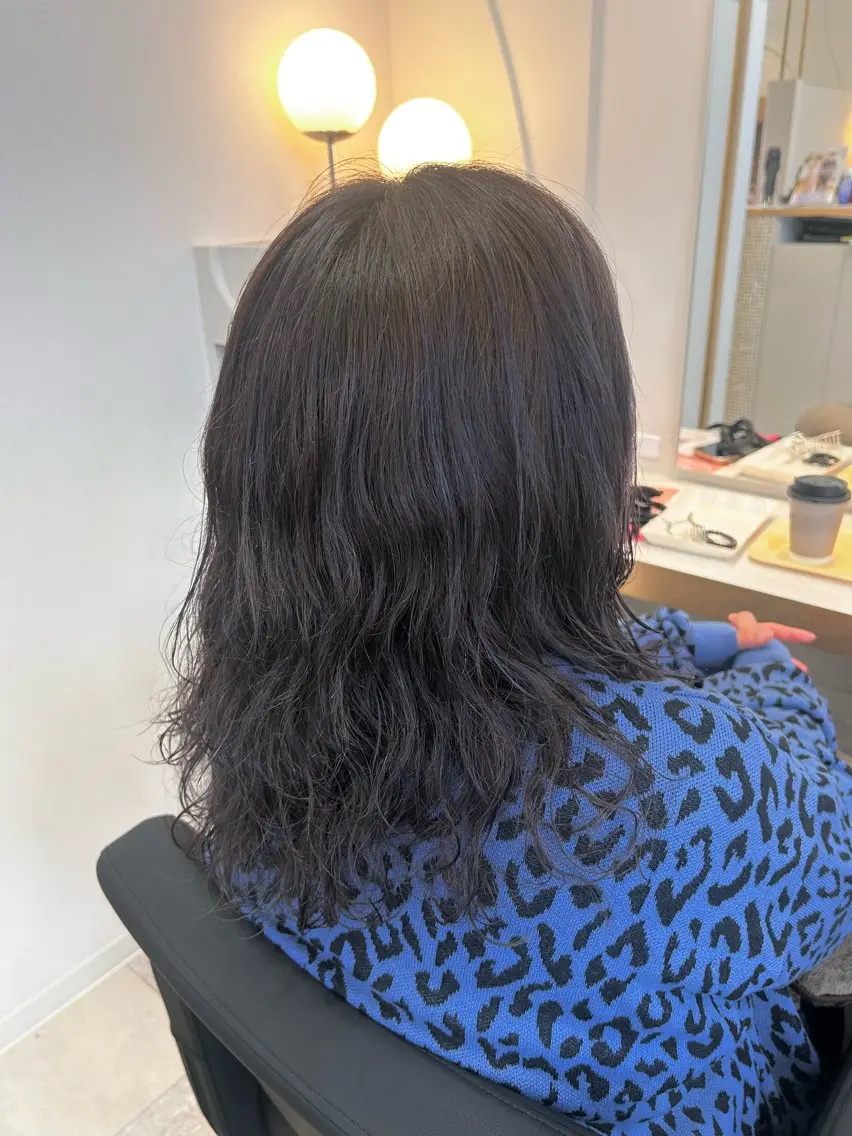 ミディアム カラー ミディアムパーマ ブリーチ ハイライトカラー ラベンダーカラー ラベンダーグレー カット ヘアカラー roan宗像店 Megumiのヘアスタイル