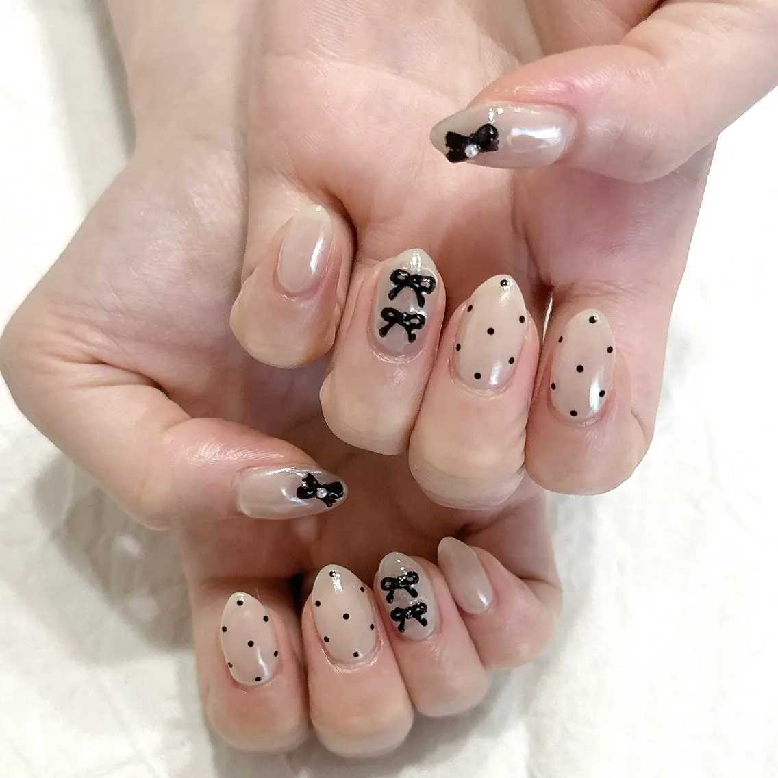 ネイル ドット リボン ハンドネイル peaberry nailのネイルデザイン