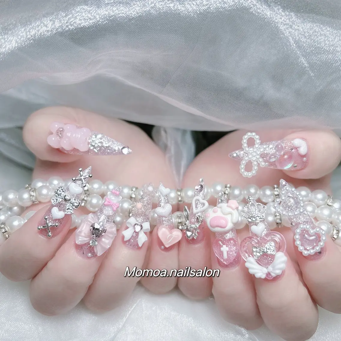 ネイル 成人式 ジェルネイル ロングネイル マグネットネイル ミディアムネイル ハンドネイル MoMoA Nail ネイル長さ出し専門店のネイルデザイン