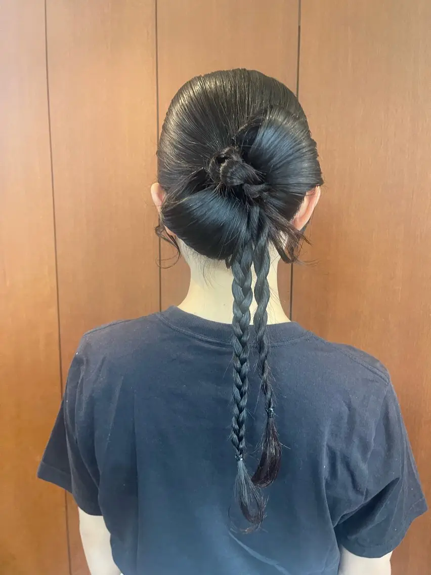 ヘアセット【アップスタイル】の写真