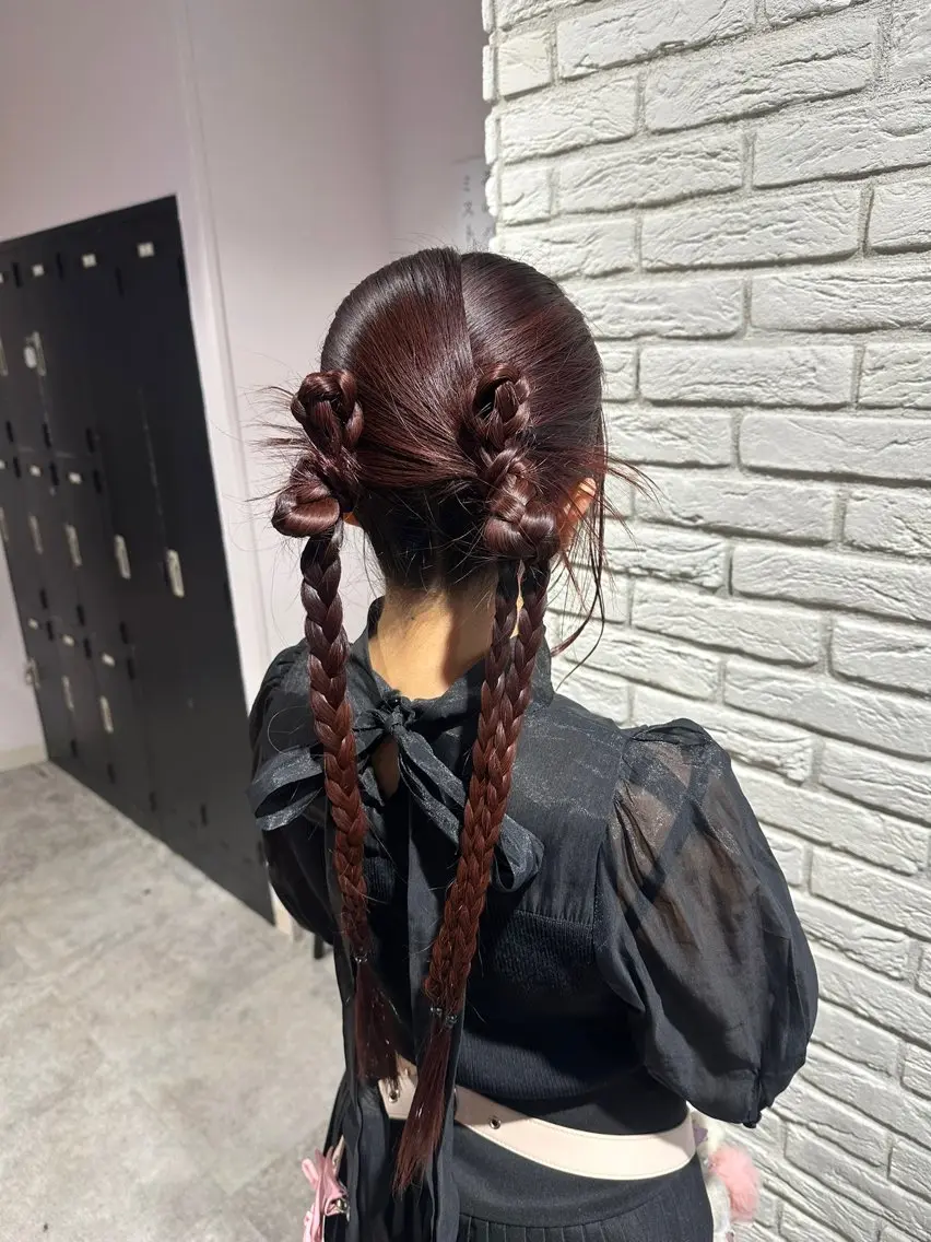 ロング ヘアアレンジ LUPI byLee MIUのヘアスタイル