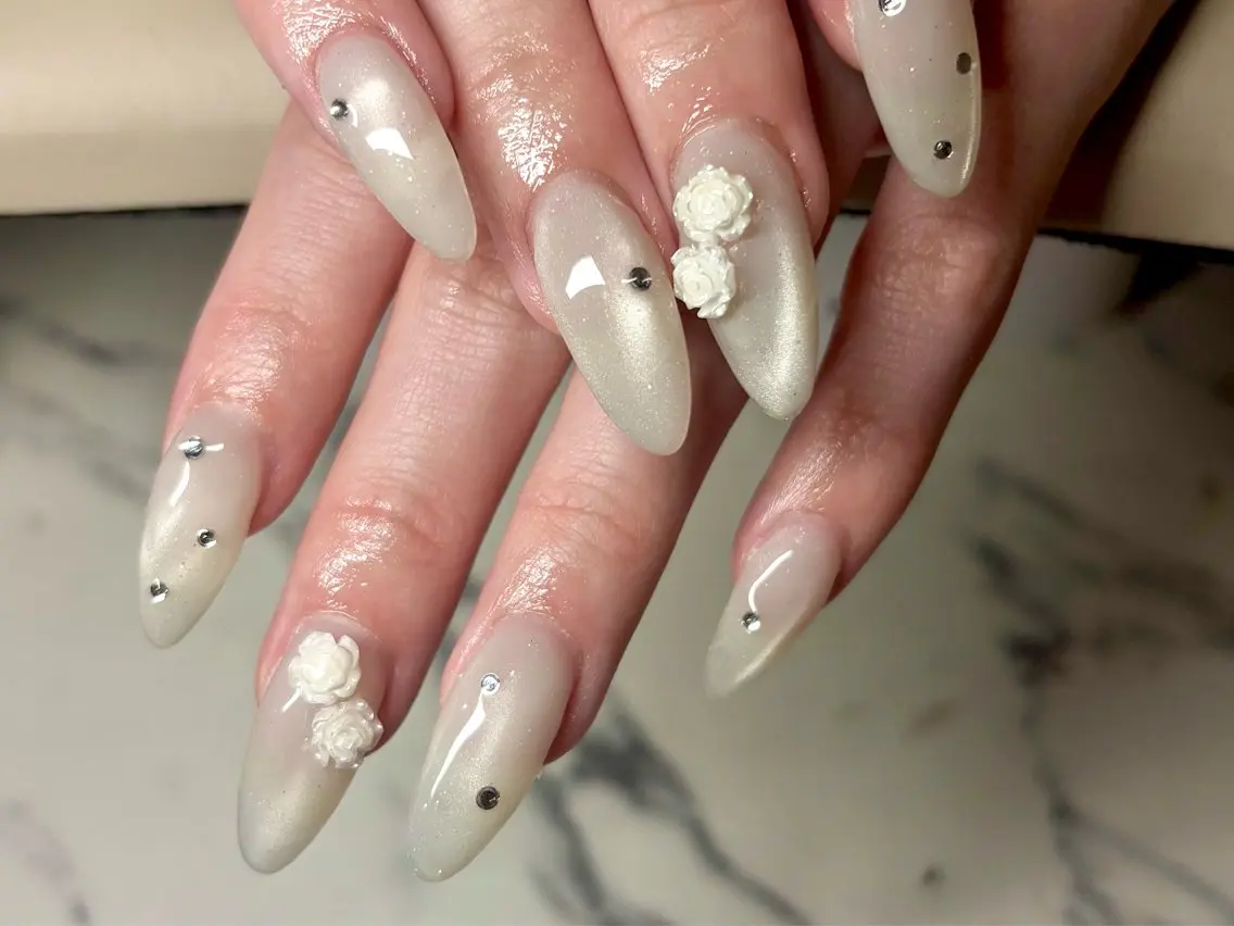 ロング ハンドネイル I. MITSUKIのネイルデザイン