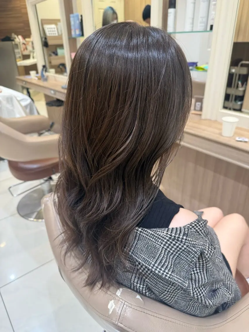 セミロング カラー ヘアアレンジ カット ヘアカラー トリートメント 韓国ヘアメイク🎀/ 縮毛矯正✨山本媛香のヘアスタイル