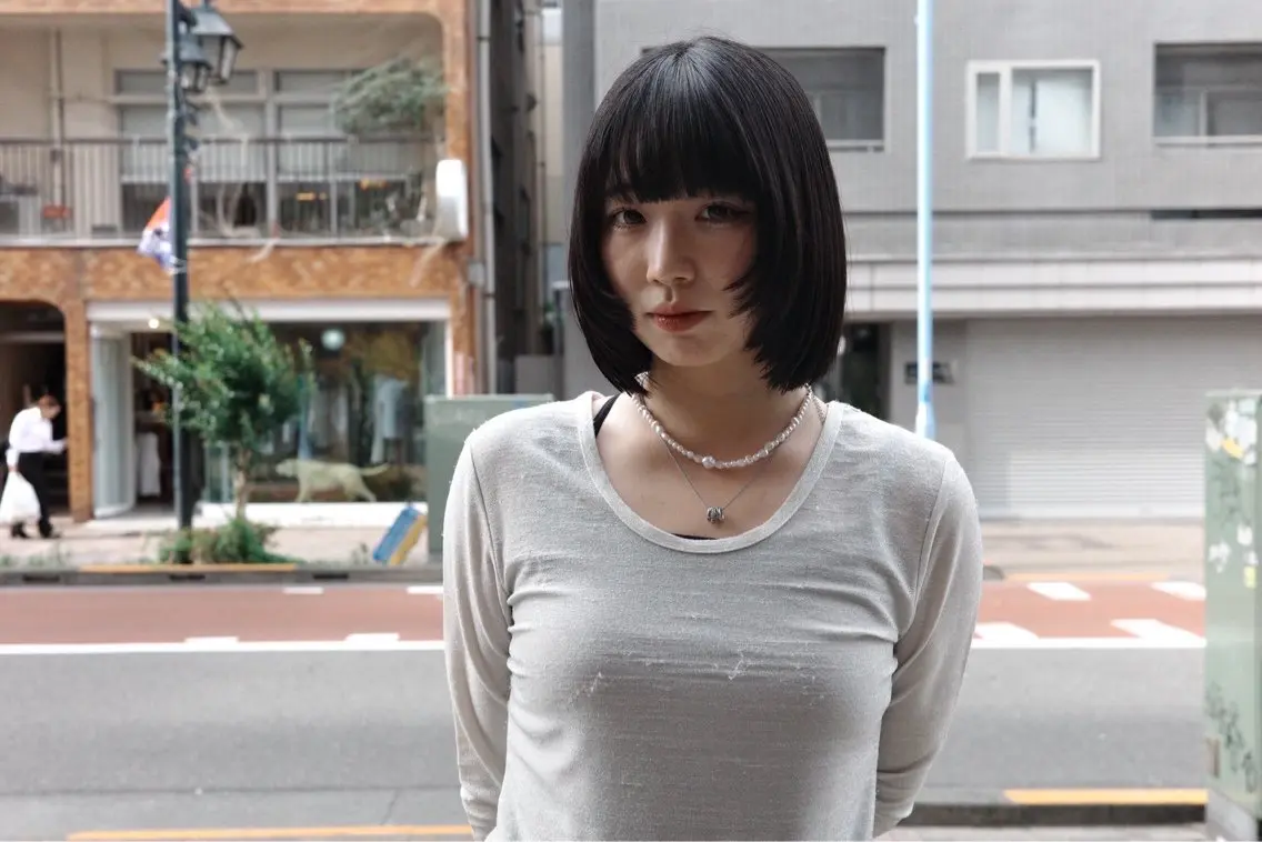 ミディアム ワタナベ ヒヨリのヘアスタイル