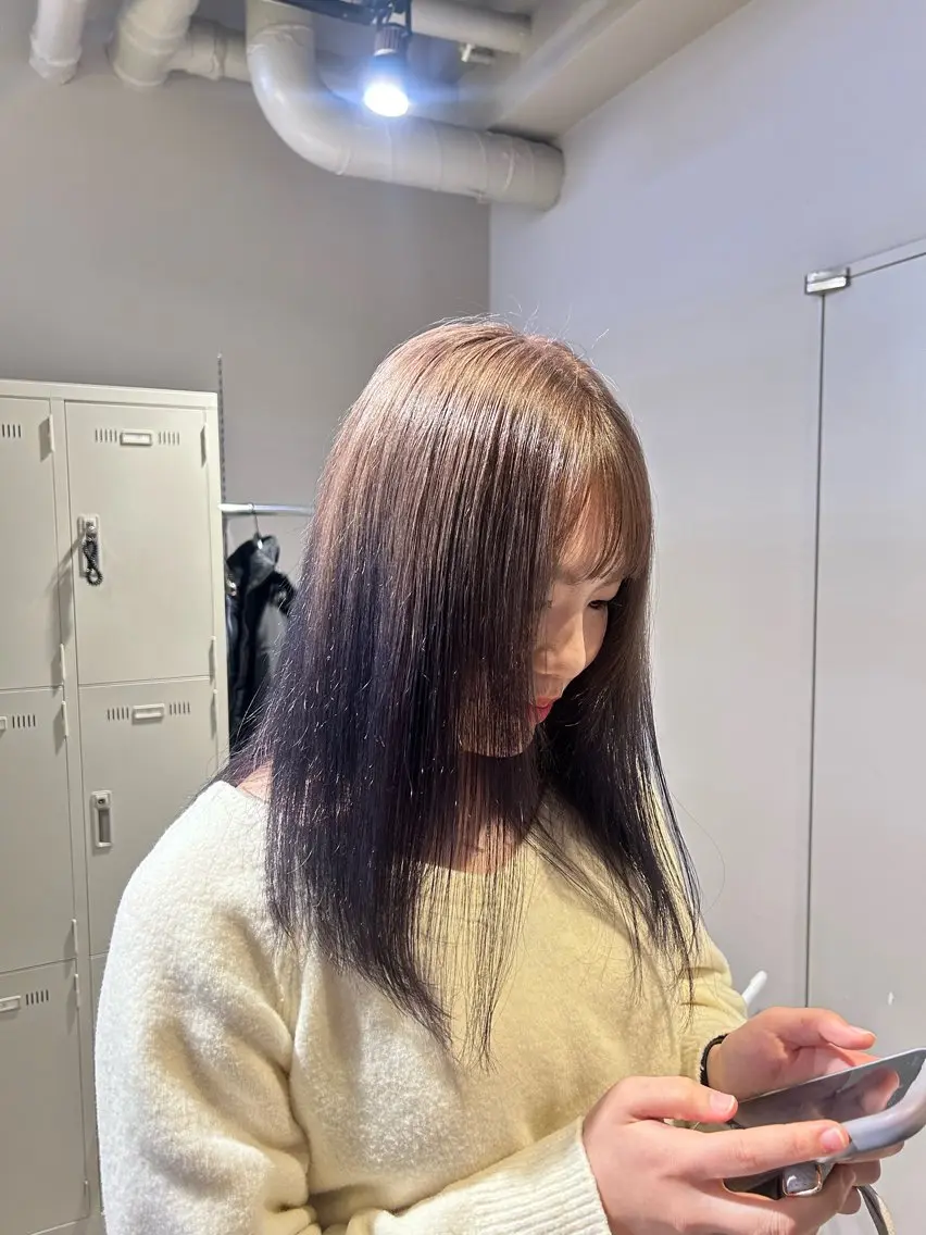 カラー ヘアカラー トリートメント 透明感ベージュ🤎 ナチュラルレイヤーのヘアスタイル