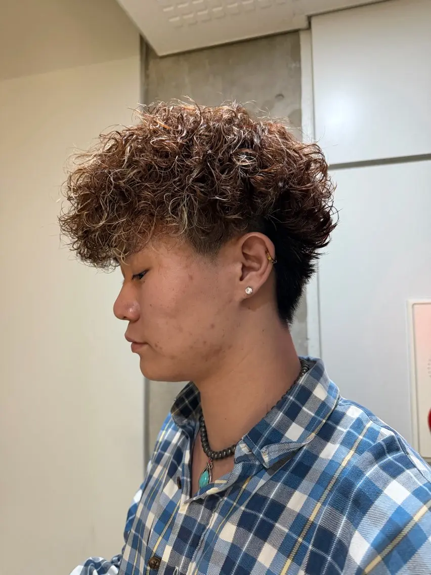 ミディアム カット パーマ 壱昊 ⚡️パーマの玄人⚡️のヘアスタイル