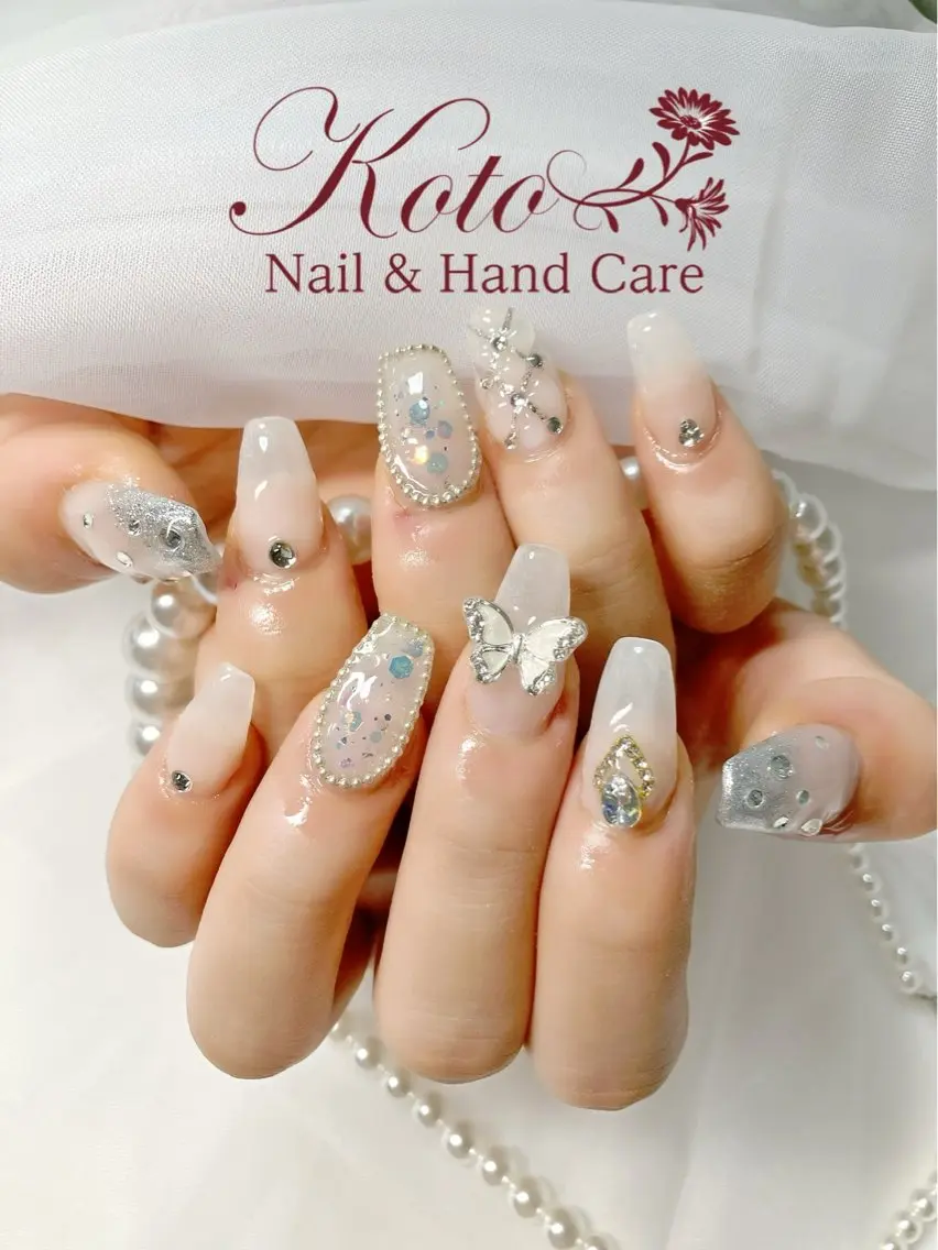 ネイル 長さ出し ジェルネイル 持ち込み ニュアンスネイル 赤色 ハンドネイル Nail Salon KOTOのネイルデザイン