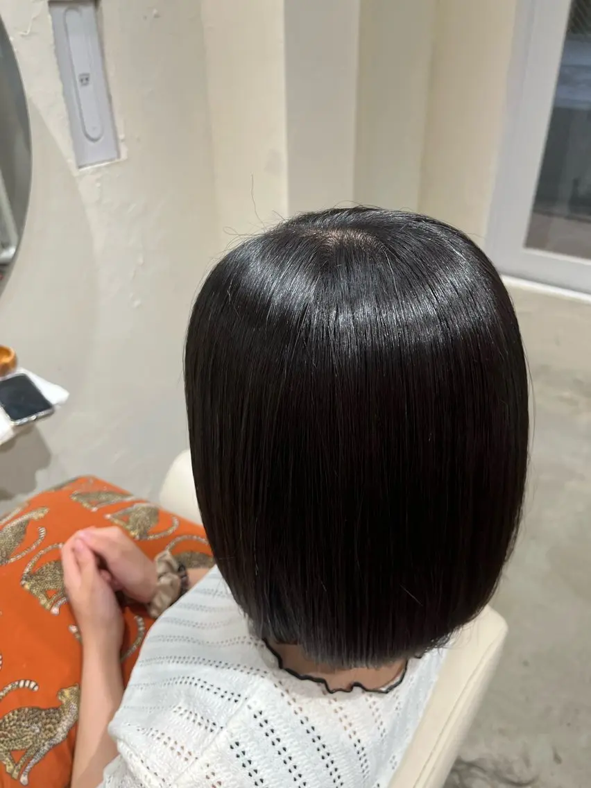 ショート カット 縮毛矯正 ハイトーンカラー🩵 耳ツボジュエリー👂のその他イメージ