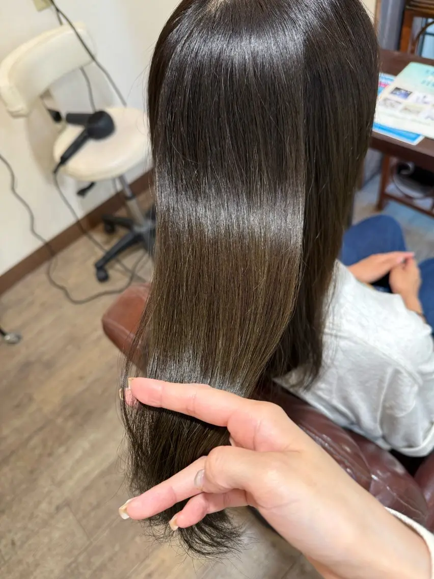 ロング カラー カット トリートメント ヘッドスパ 中村紫乃/艶髪. 縮毛矯正.白髪染めのヘアスタイル