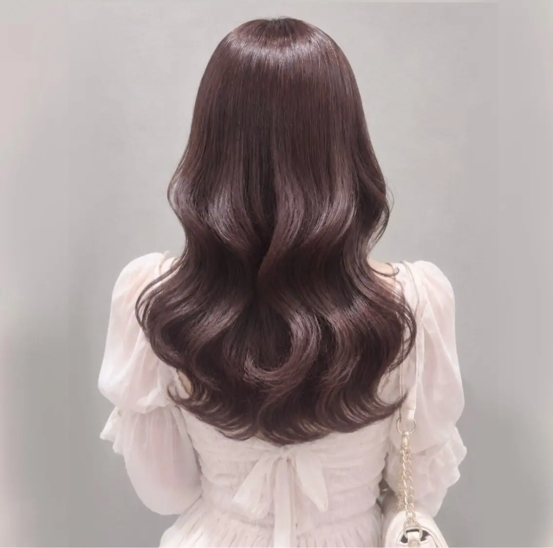 ロング カラー グレージュ ラベンダーカラー ラベンダーグレージュ ラベンダーグレー ヘアカラー girly上品ヘア 🎀/ベージュikuのヘアスタイル