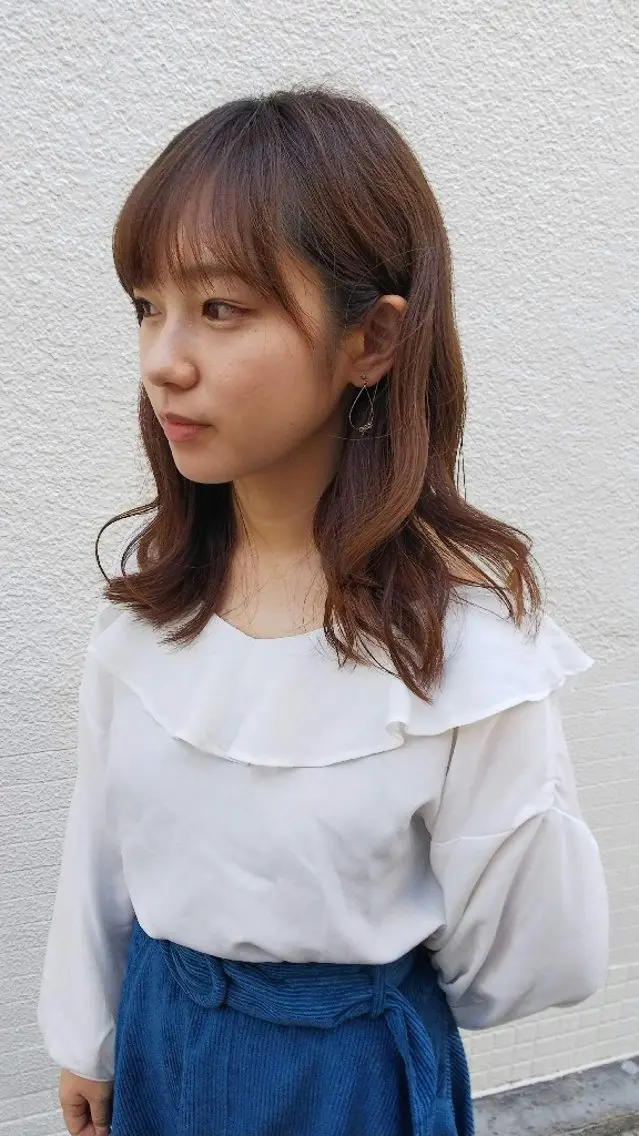 セミロング over two 藤が丘のヘアスタイル