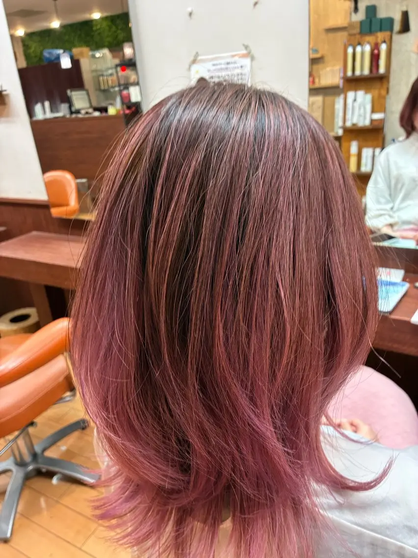 ミディアム レイヤーカット ルキ🌈ブリーチカラ ー&メンズパーマ🦄のヘアスタイル