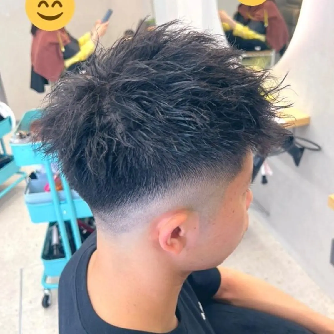 メンズ フェードカット カット パーマ トリートメント 美容師っぽくないけど 上手いんだなぁ🐭のヘアスタイル