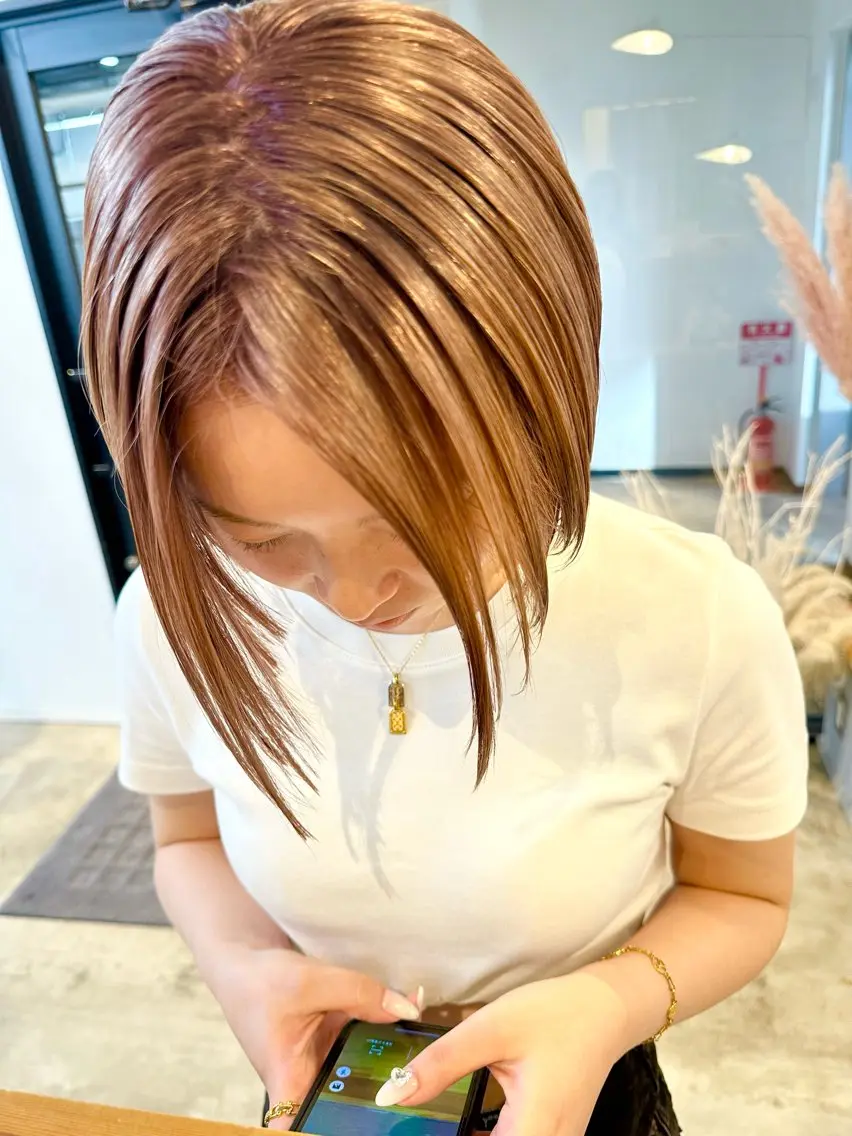 ショート カラー ブリーチ毛縮毛矯正 👑山口のヘアスタイル