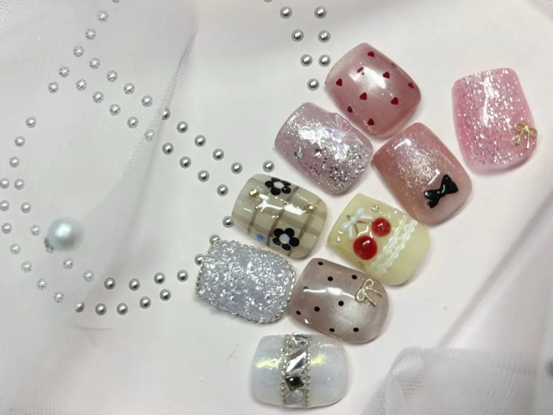 Foot👣定額アート🦋🫧<オフあり>の写真