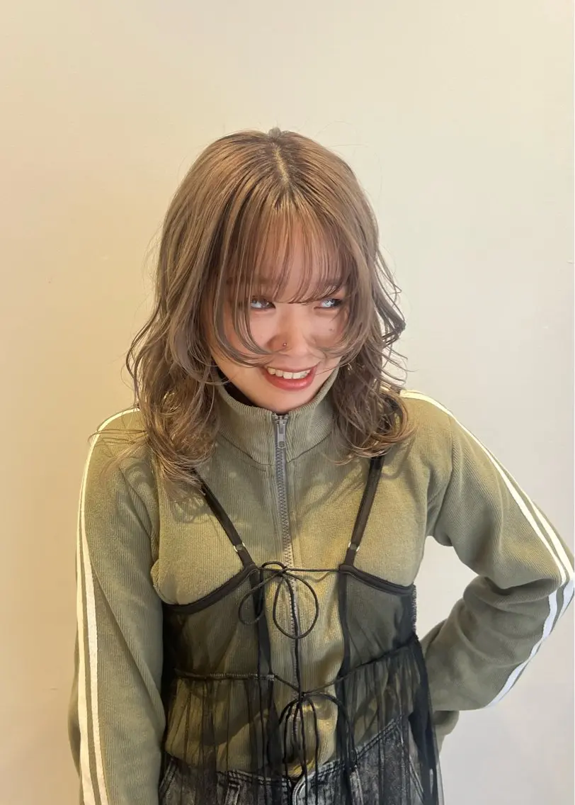 【期間限定🌷】盛れる顔まわりcut✂︎ & コテ巻き仕上げ & 3stepトリートメント🎀の写真