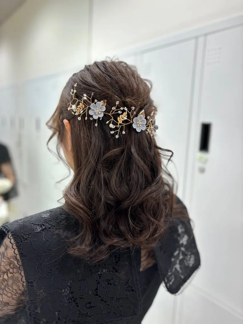 セミロング 🩰 艶髪美髪 shiori🫧のヘアスタイル