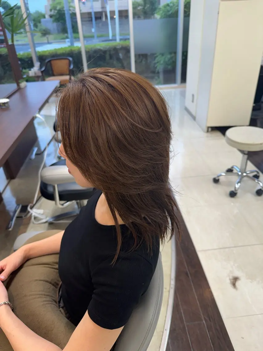 ミディアム ハイレイヤー レイヤーカット カット ヘアカラー レイヤー職人・ 似合せ美容師そうまのヘアスタイル
