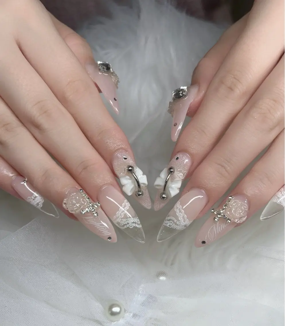 ネイル ハンドネイル YOLO NAILのネイルデザイン