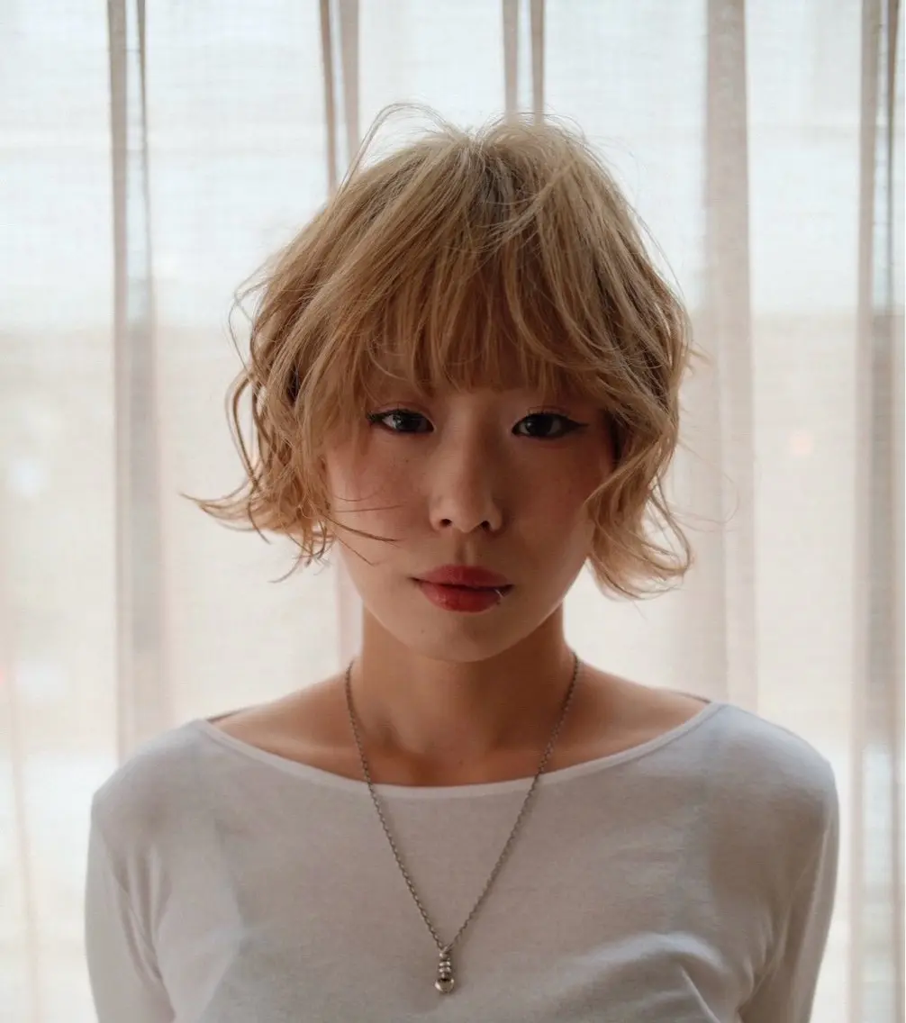 ショート ヘアカラー 🤎韓国レイヤー／ 小顔カット／Yuzuのヘアスタイル