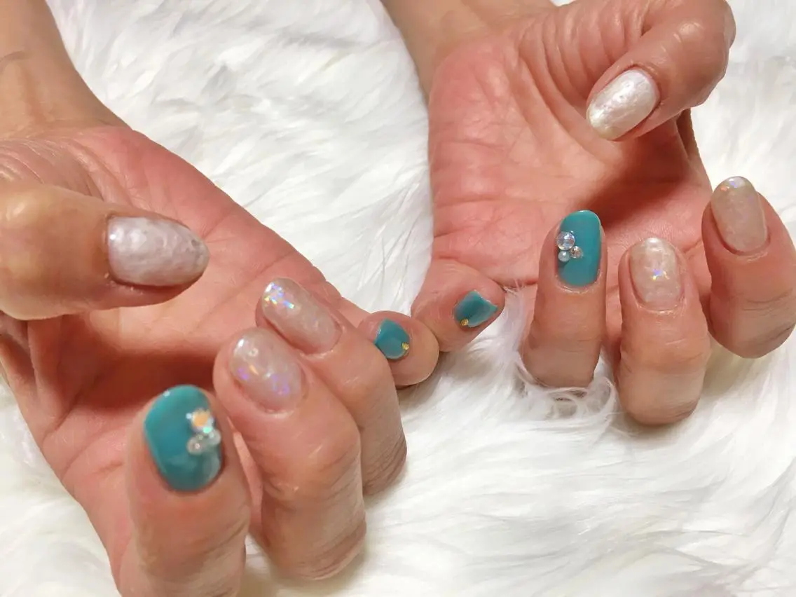 ネイル ハンドネイル nouva nailsのネイルデザイン