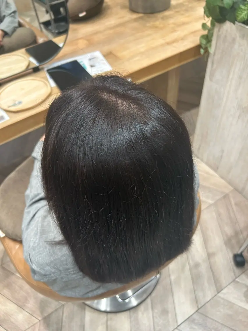 ミディアム カラー 小関 琴瑚のヘアスタイル