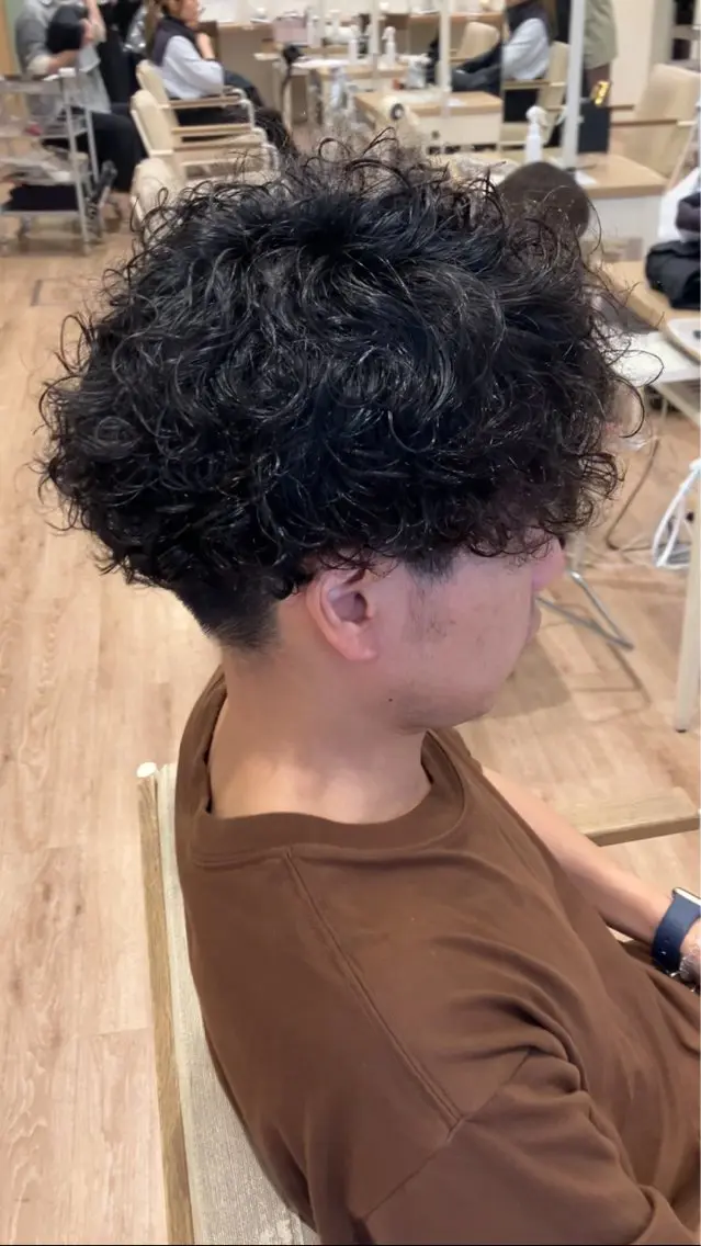 ショート パーマ メンズ メンズパーマ プードルパーマ プードルパーマ カット パーマ ヘッドスパ Shingo #パーマのヘアスタイル