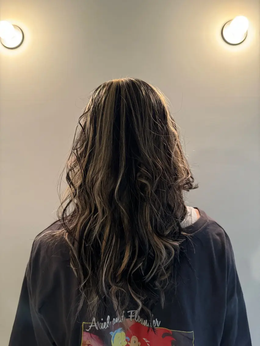 ミディアム カラー パーマ 森田 鴻之介のヘアスタイル