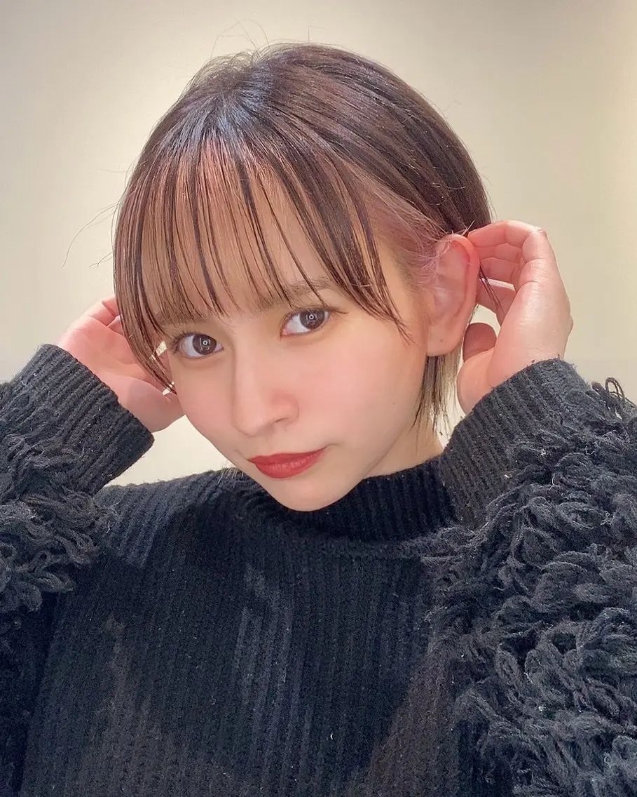 ショート カラー ブリーチ ケアブリーチ デザインカラー インナーカラー ピンクカラー カット ヘアカラー トリートメント インナーカラー/レイ ヤーカット♡/マキシのヘアスタイル