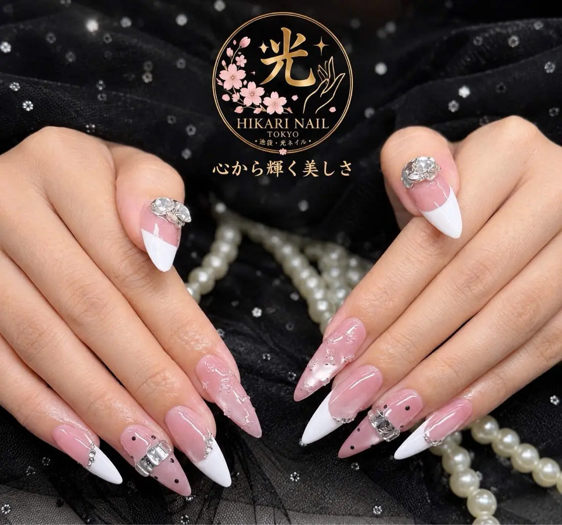 ネイル チークネイル フレンチネイル ガーリー ハート 韓国ネイル ハンドネイル HikariNail Ikebukuroのネイルデザイン
