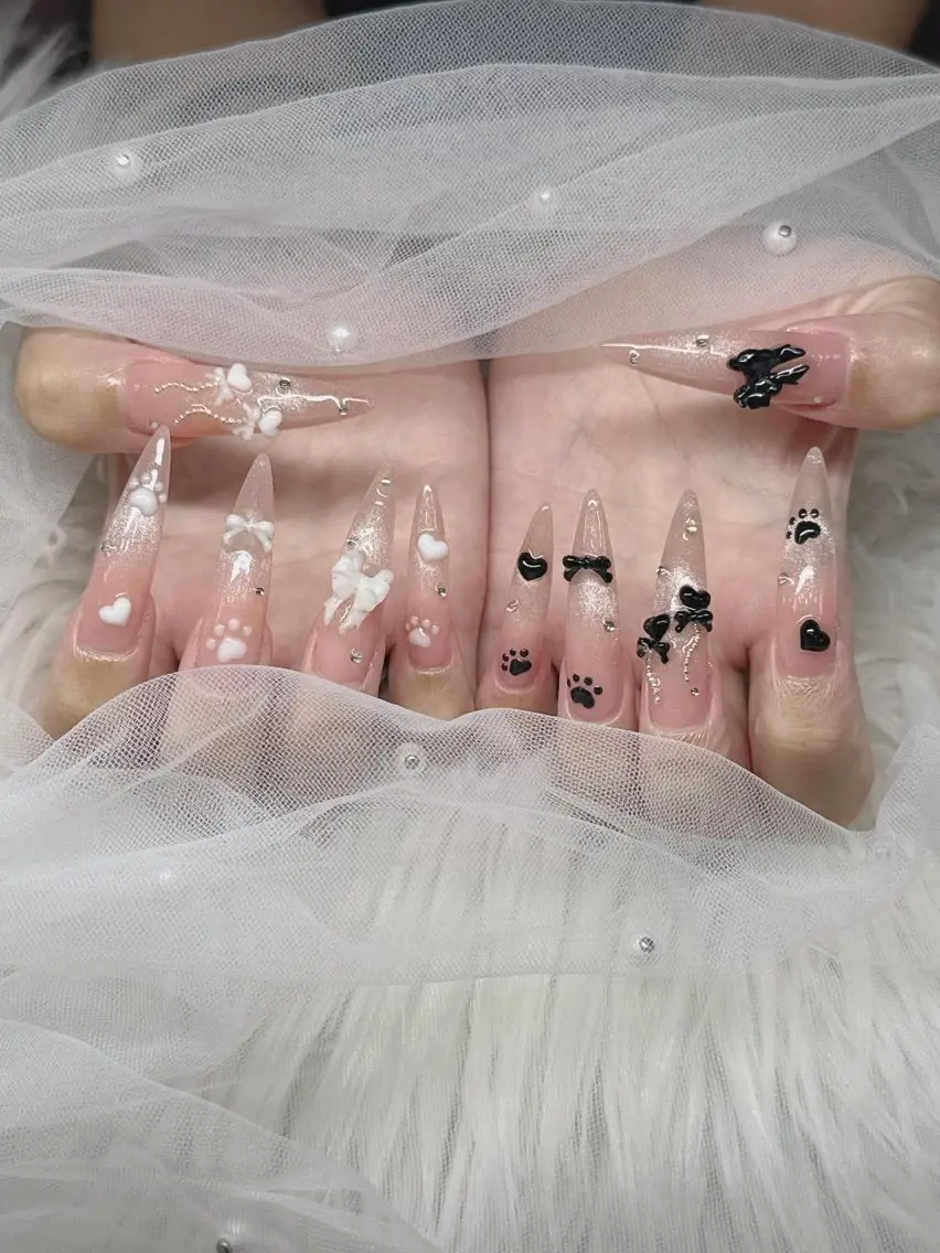 ネイル Lee Nailsのネイルデザイン