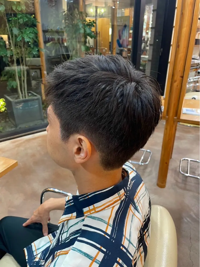 メンズ シミズ チハルのヘアスタイル