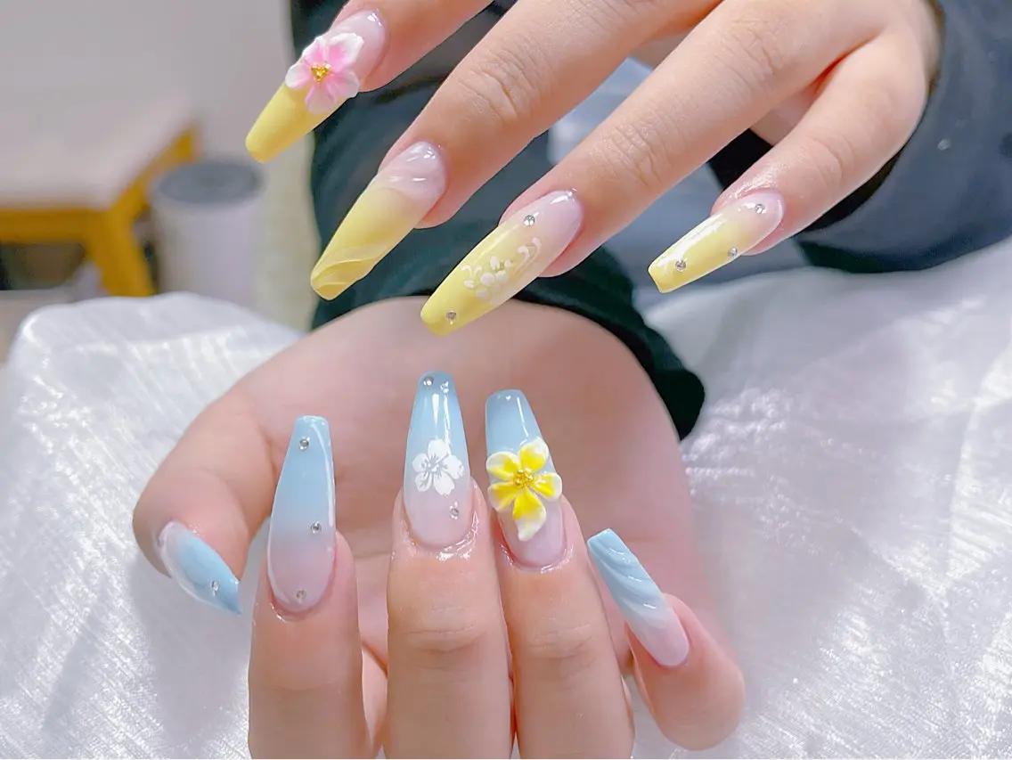 ネイル ハンドネイル 🎀ネイルサロン エクラYUI🎀のネイルデザイン