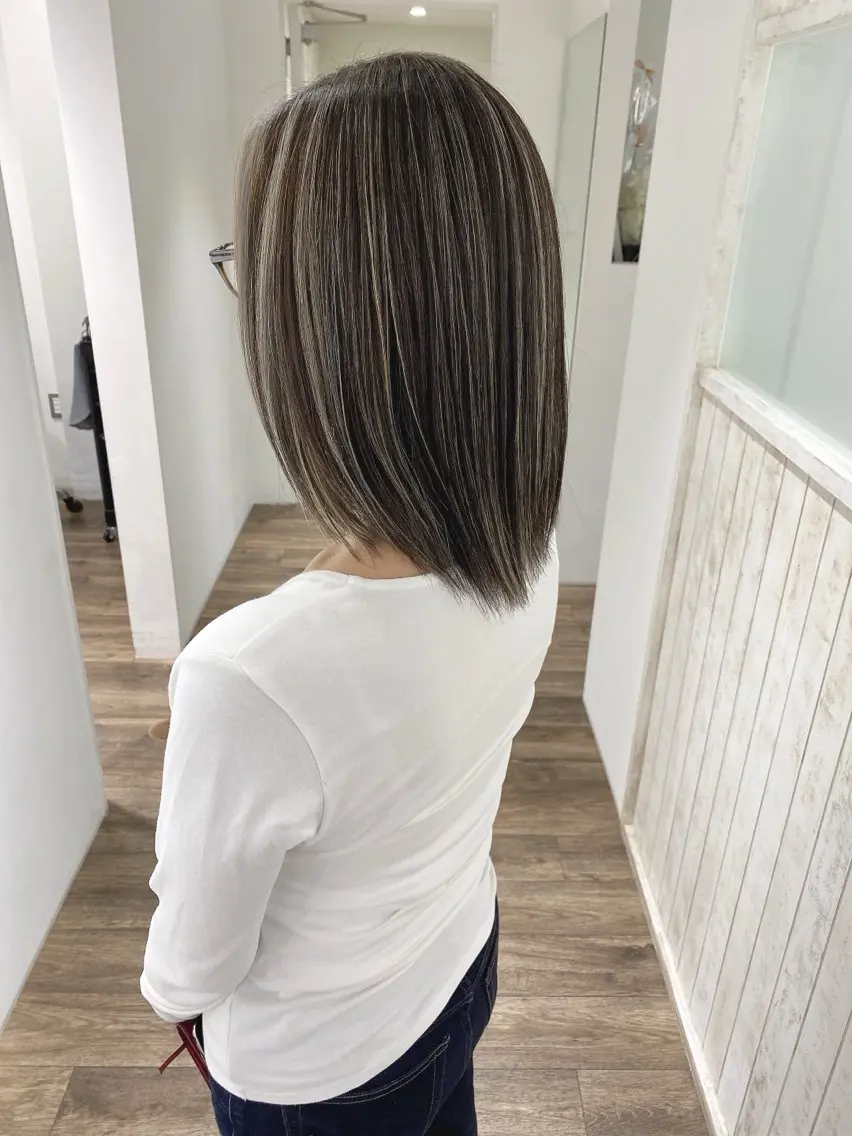 セミロング カラー ヘアカラー トリートメント ハイライト⭐️上野 高広のヘアスタイル
