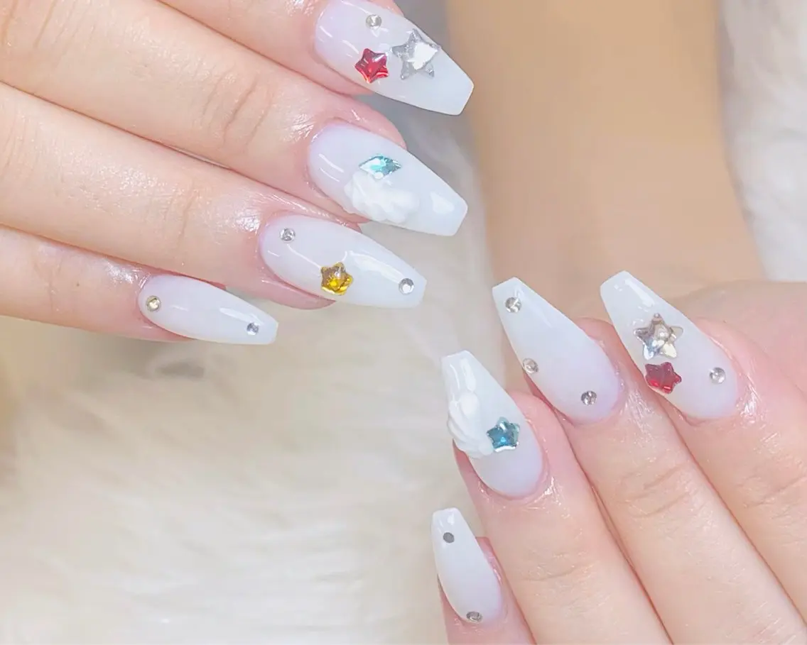 ネイル チークネイル 長さ出し フットネイル 韓国ネイル マグネットネイル ハンドネイル ハンドケア AN NAIL _HOAのネイルデザイン