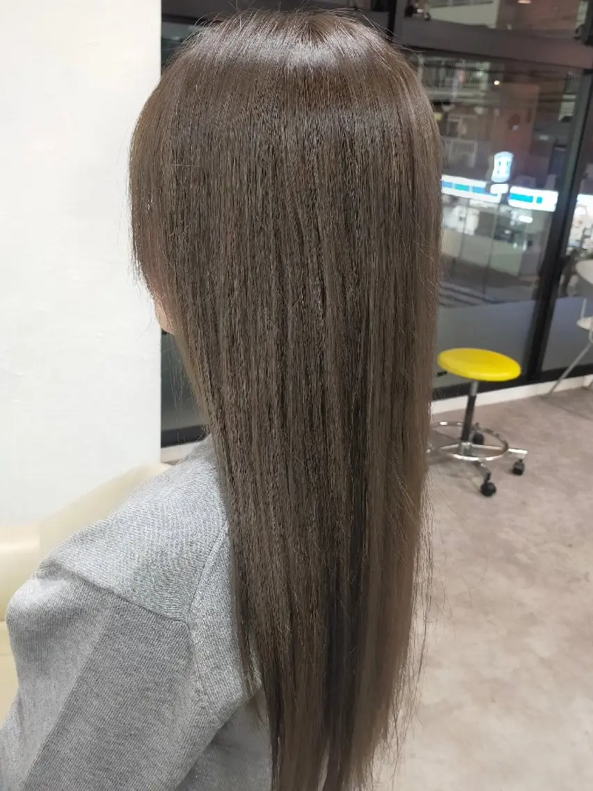 カラー ヘアカラー トリートメント SiLO 🎀 𝕂𝕒𝕟𝕟𝕒のヘアスタイル