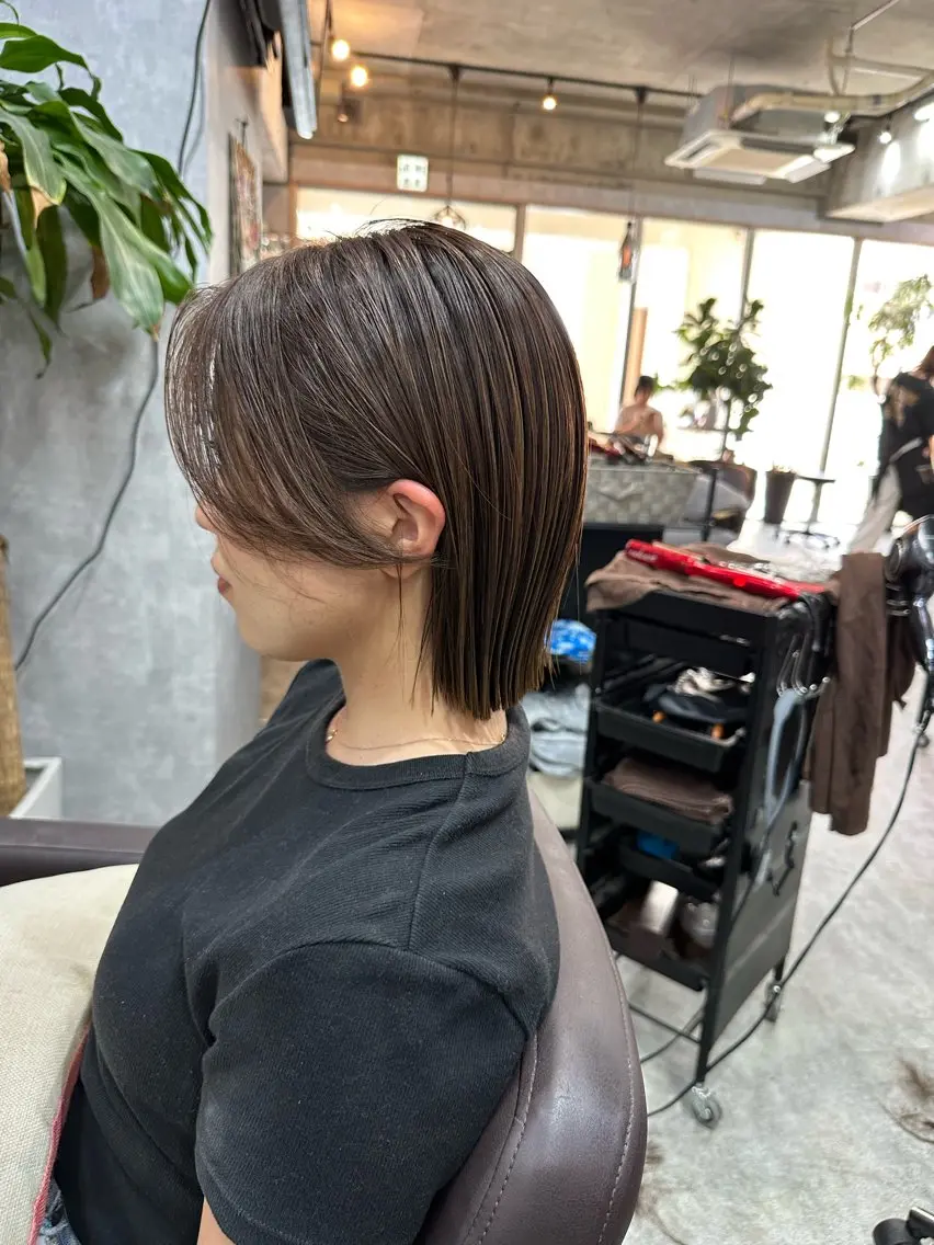 ショート 切りっぱなしボブ ショートボブ ハンサムショート 丸みショート ボブ モテ髪/ボブ/ショー ト/アダチフウトのヘアスタイル