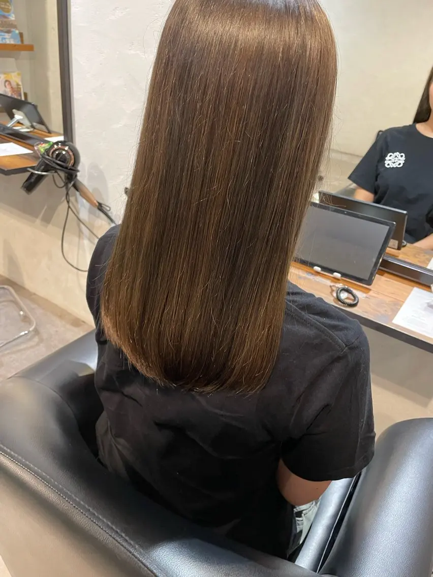 ロング カラー ベージュカラー オリーブベージュ 🐻清水 佑麻のヘアスタイル