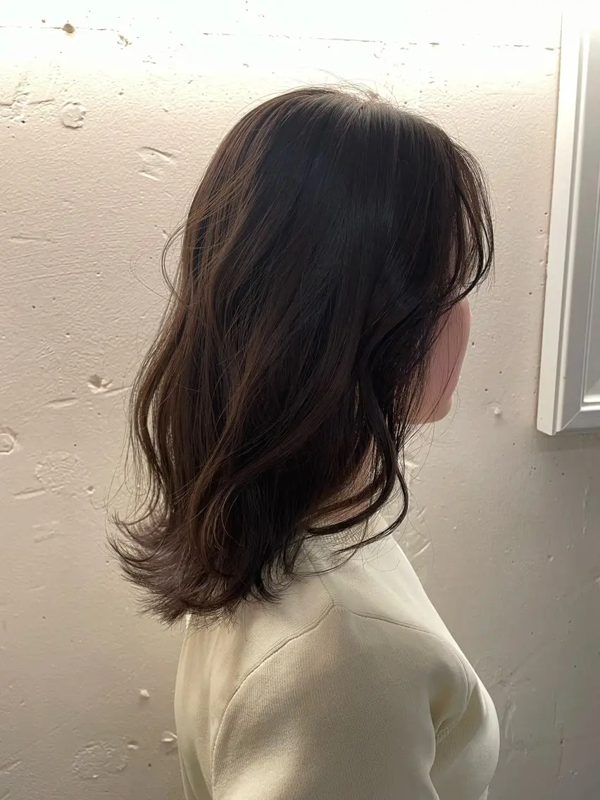 セミロング カラー 透明感カラー🫧/ レイヤー/髪質改善のヘアスタイル