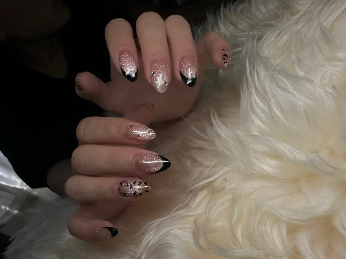 ショート ハンドネイル ticano nailのネイルデザイン